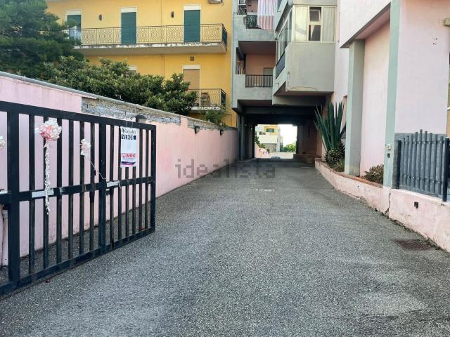 Garage in vendita di m² in Piazza San Maria della Scala, 21