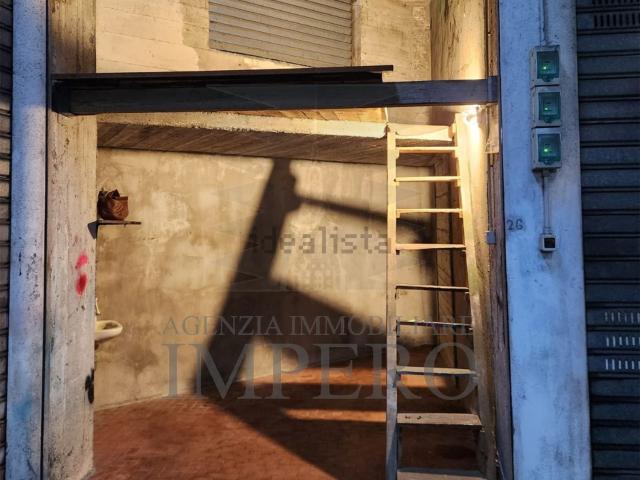 Garage in vendita di m² in Piazzale Sansecondo, 3