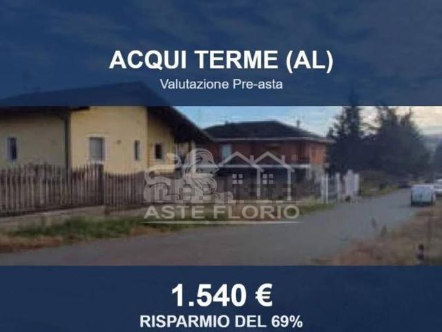 Garage in vendita di m² in Strada Fontana D&apos Orto, 89