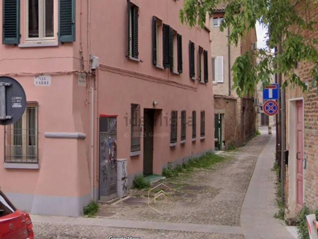Garage in vendita di m² in Vicolo Boccacanale