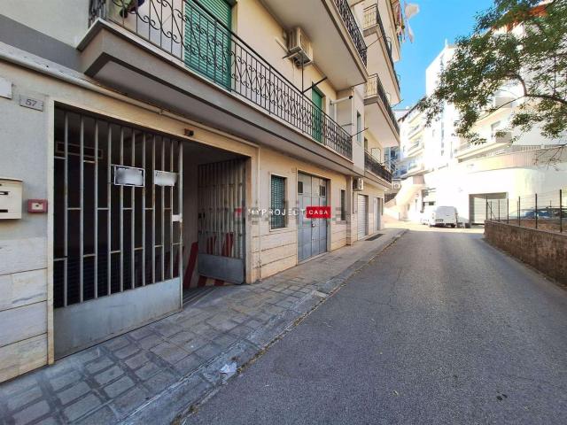 Garage in vendita di m² in Vicolo I Mottola, 57
