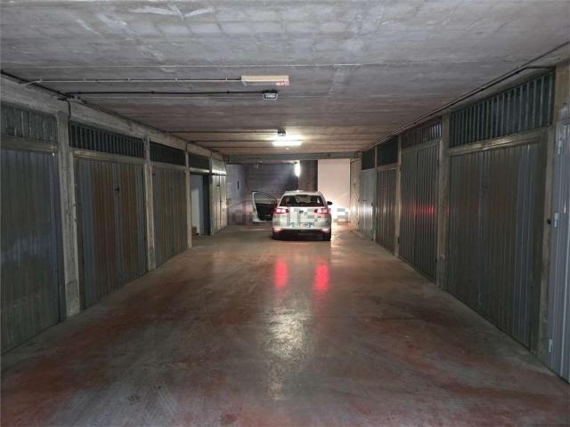 Garage in vendita di m² in Via Torre Belfredo
