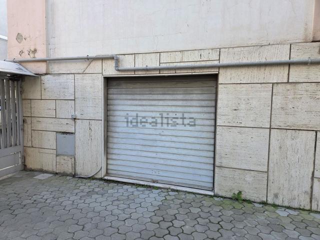 Garage in vendita di m² in Via Vallone Petrara, 8