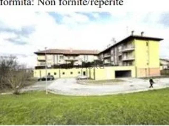 Garage in vendita di m² in Via Vecchia Alzate, 190