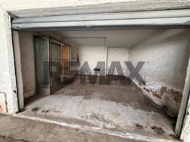 Garage in vendita di m² in Via Vittorio Emanuele III, 80