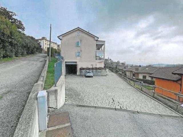 Garage in vendita di m² in Via Abele Truffa