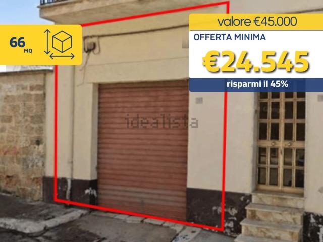 Garage in vendita di m² in Via Alessandro Volta, 3