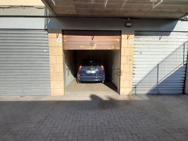 Garage in vendita di m² in Via Antonio Gramsci, 15