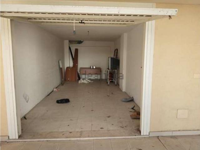 Garage in vendita di m² in Via Aspromonte