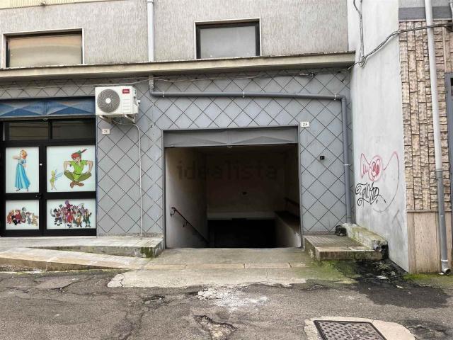 Garage in vendita di m² in Via Archita, 23
