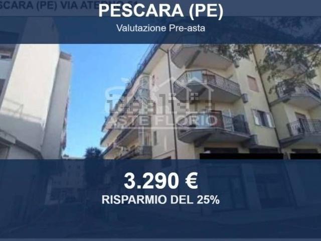 Garage in vendita di m² in Via Aterno, 51