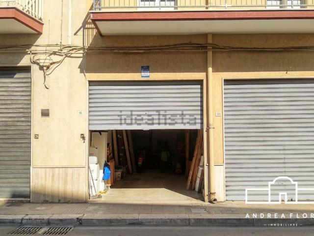 Garage in vendita di m² in Via Avv. D. Cirignola, Ostuni, BR