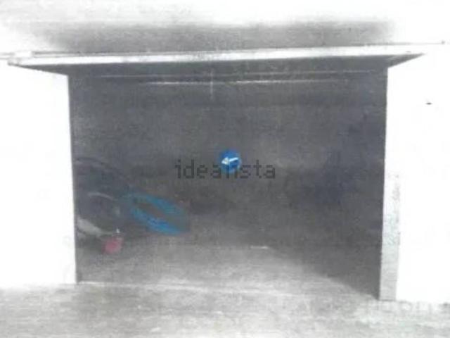 Garage in vendita di m² in Via Brigata Messina, 43