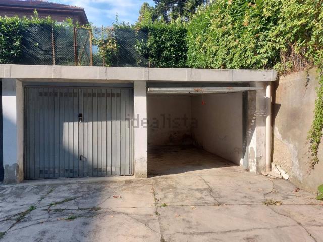 Garage in vendita di m² in Via Carlo Camurati, 27