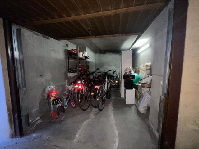 Garage in vendita di m² in Via Carlo Romagnolo