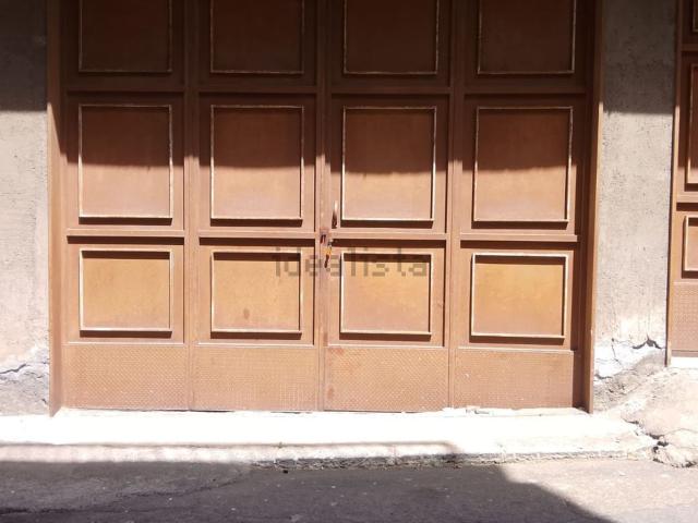 Garage in vendita di m² in Via Catanzaro