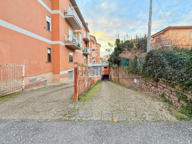 Garage in vendita di m² in Via Cavalieri di Vittorio Veneto, 9