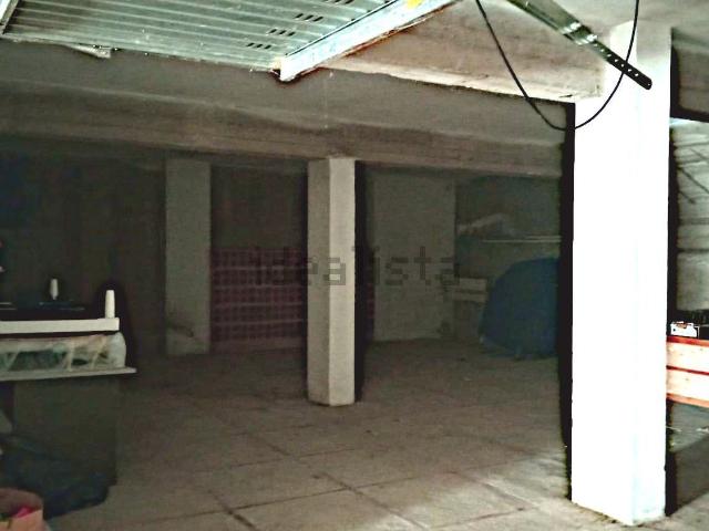 Garage in vendita di m² in Via cerboli