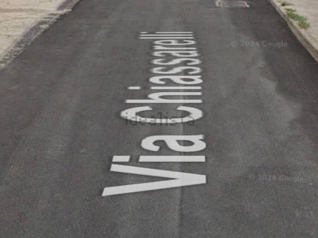 Garage in vendita di m² in Via Chiassarelli