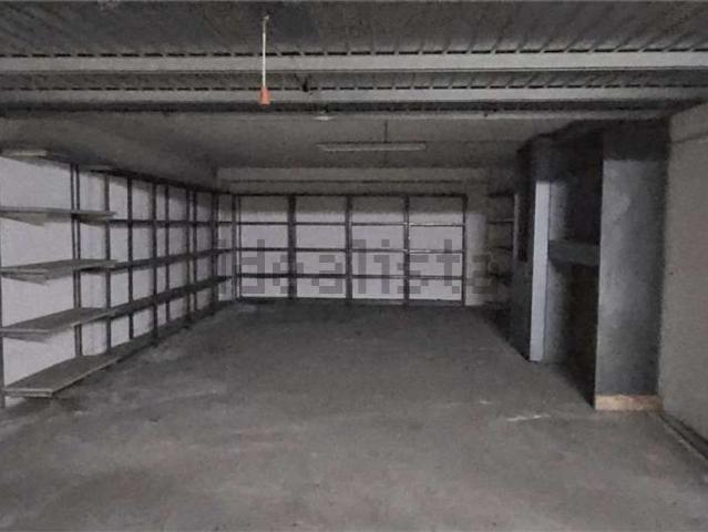 Garage in vendita di m² in Via Chiletti