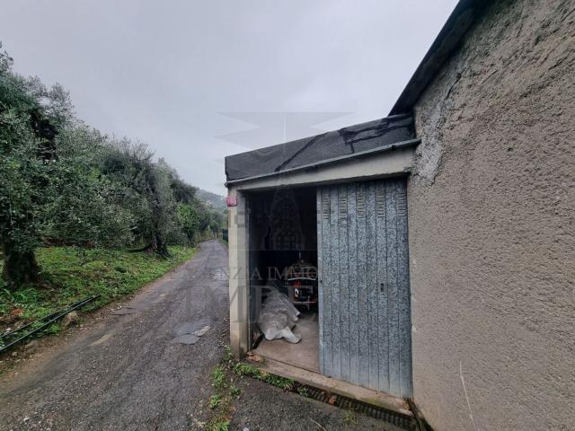 Garage in vendita di m² in Via Ciappin