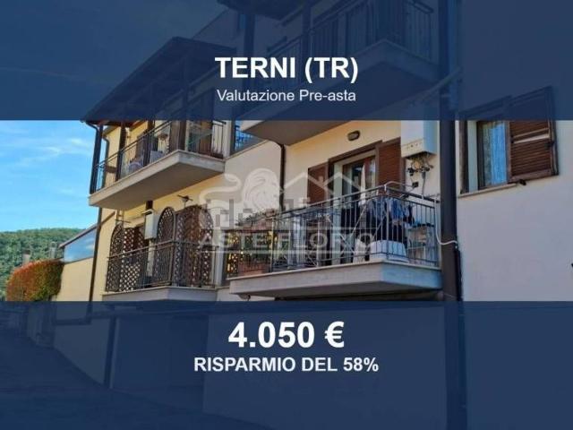 Garage in vendita di m² in Via Collestatte, 120