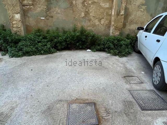 Garage in vendita di m² in Via Cosenza, 131