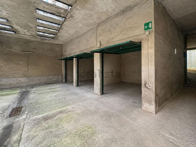 Garage in vendita di m² in Via Cristoforo Moretti, 1