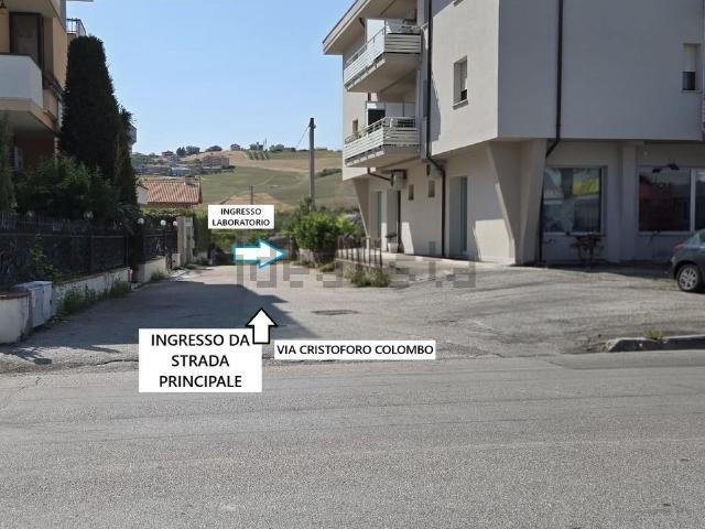 Garage in vendita di m² in Via Cristoforo Colombo, 20