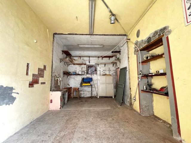 Garage in vendita di m² in Via Dalmazia, 92