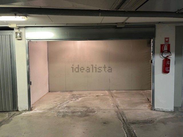 Garage in vendita di m² in Via de&apos  Castagnoli