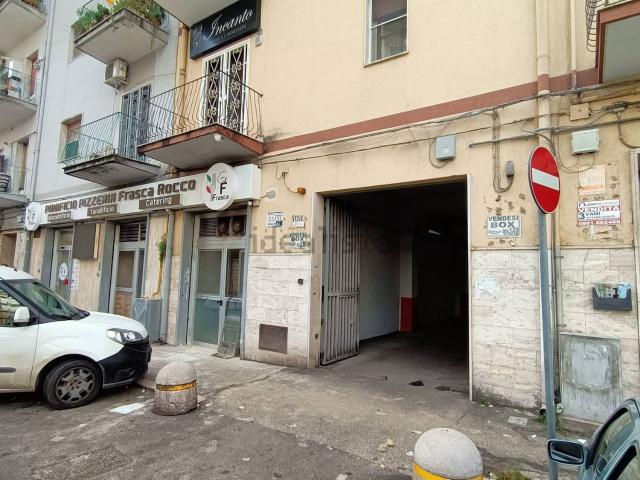 Garage in vendita di m² in Via dei Carbonari Dauni, 8