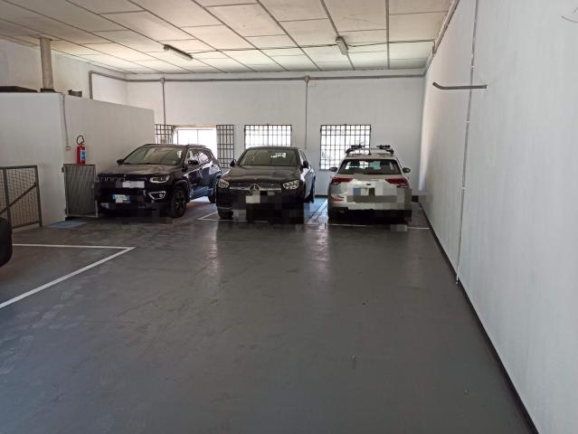 Garage in vendita di m² in Via dei Baluardi