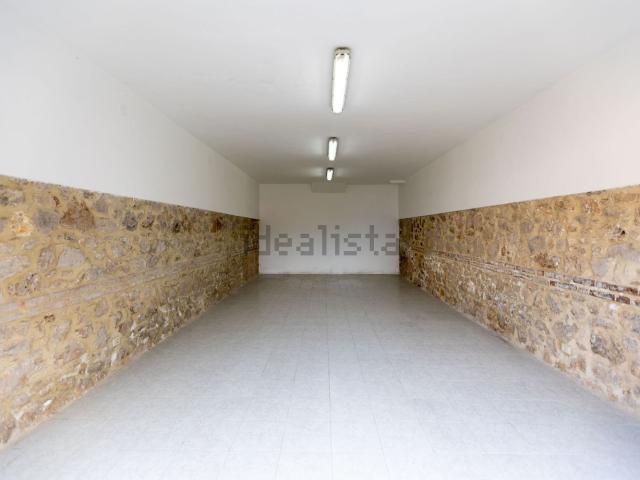 Garage in vendita di m² in Via della Vigna