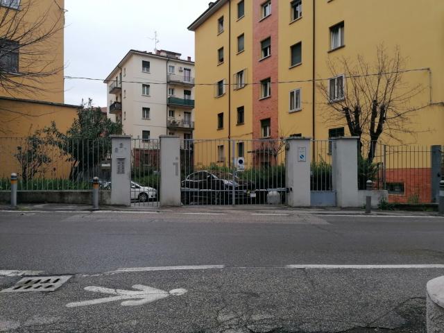 Garage in vendita di m² in Via della Foscherara, 2