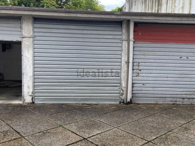 Garage in vendita di m² in Via delle Ferriere, 11