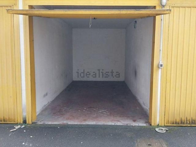 Garage in vendita di m² in Via di Maliseti