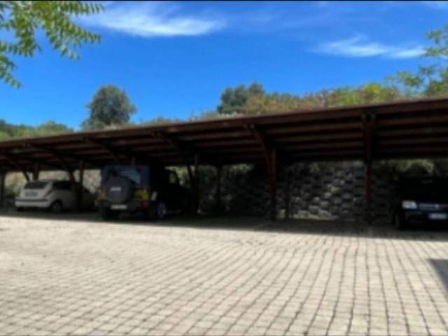 Garage in vendita di m² in Via di Sotto