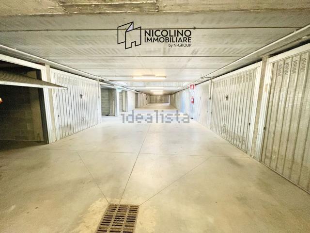 Garage in vendita di m² in Via Eleonora Rabia