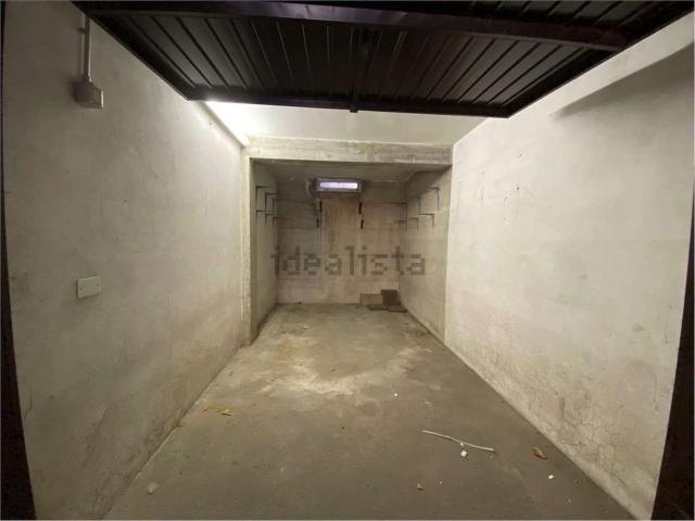 Garage in vendita di m² in Via Emilio Tipaldo