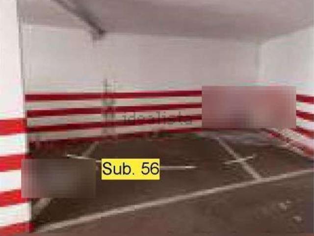 Garage in vendita di m² in Via Francesco Ciusa