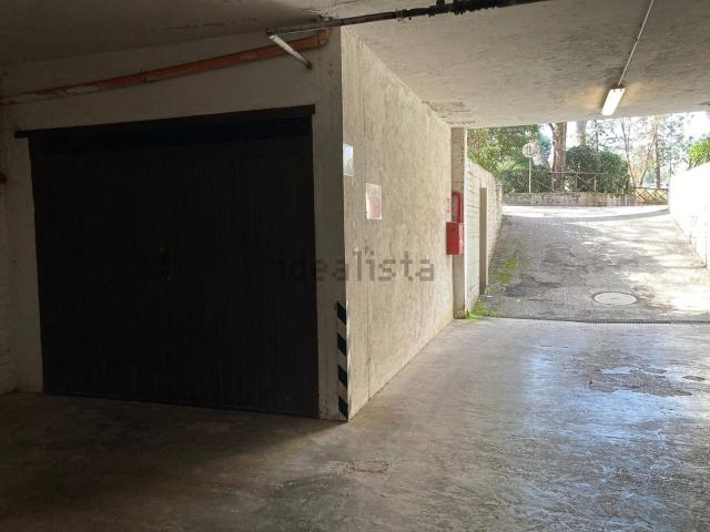 Garage in vendita di m² in Via Francesco Pierelli