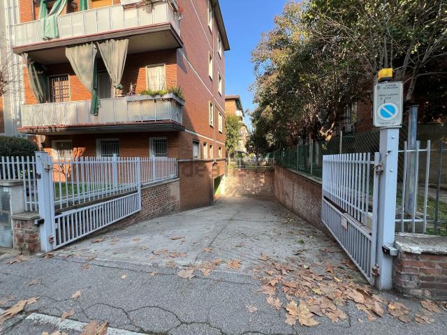 Garage in vendita di m² in Via Francesca Edera de Giovanni