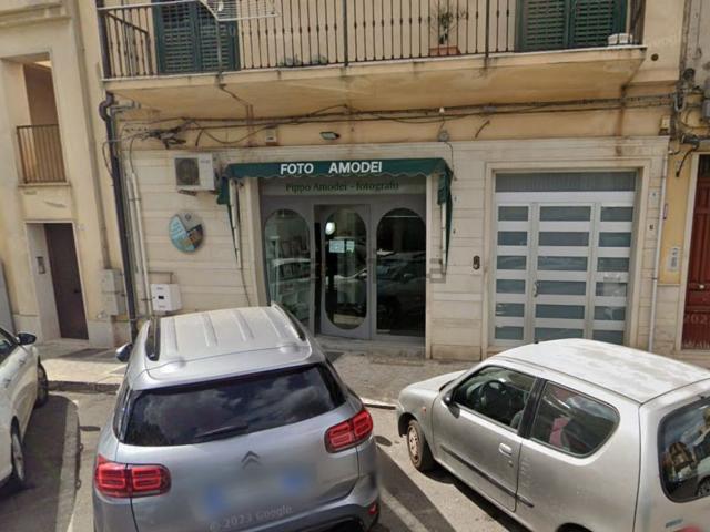 Garage in vendita di m² in Via Generale Cascino, 4