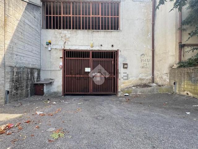 Garage in vendita di m² in Via Giuseppe Gaeta, 9