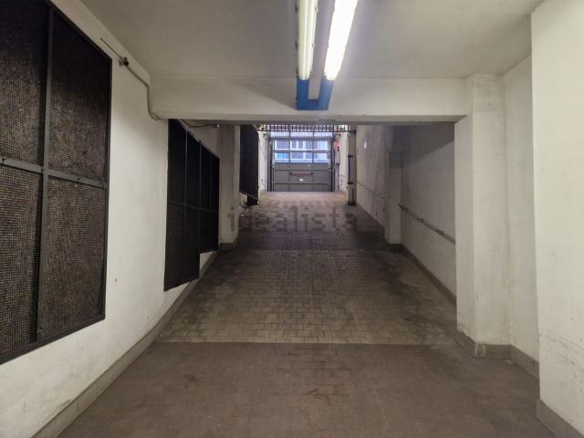 Garage in vendita di m² in Via Giuseppe Grabinski