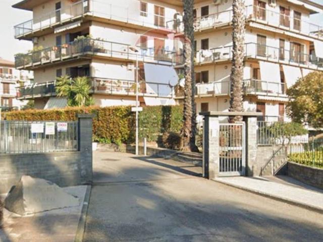 Garage in vendita di m² in Via Giuseppe Leonardi, 11