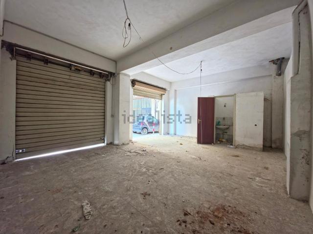 Garage in vendita di m² in Via Giuseppe Morabito, 22