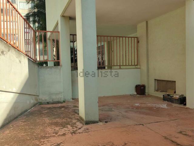 Garage in vendita di m² in Via Grazia Balsamo, 21