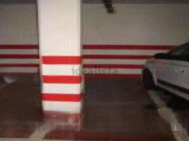 Garage in vendita di m² in Via Grazia Deledda